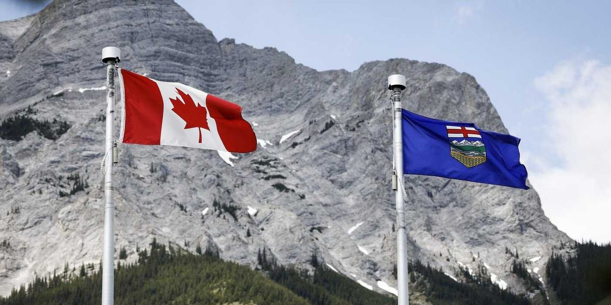 Calgary Chamber warns of economic fallout of Alberta split; CEOs join ‘stay’ camp Calgary Chamber warns of economic fallout of Alberta split; CEOs join ‘stay’ camp