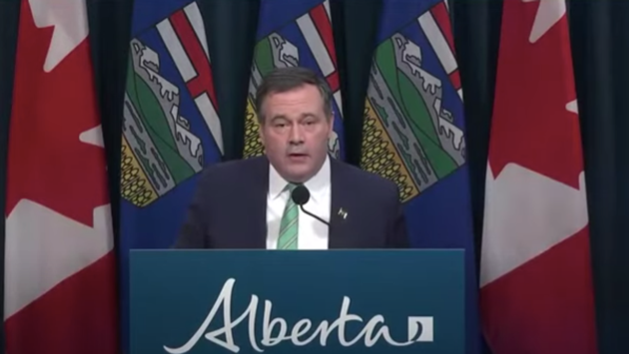 Alberta Premier Apologizes For Comparing Unvaxxed People To HIV/AIDS Patients
