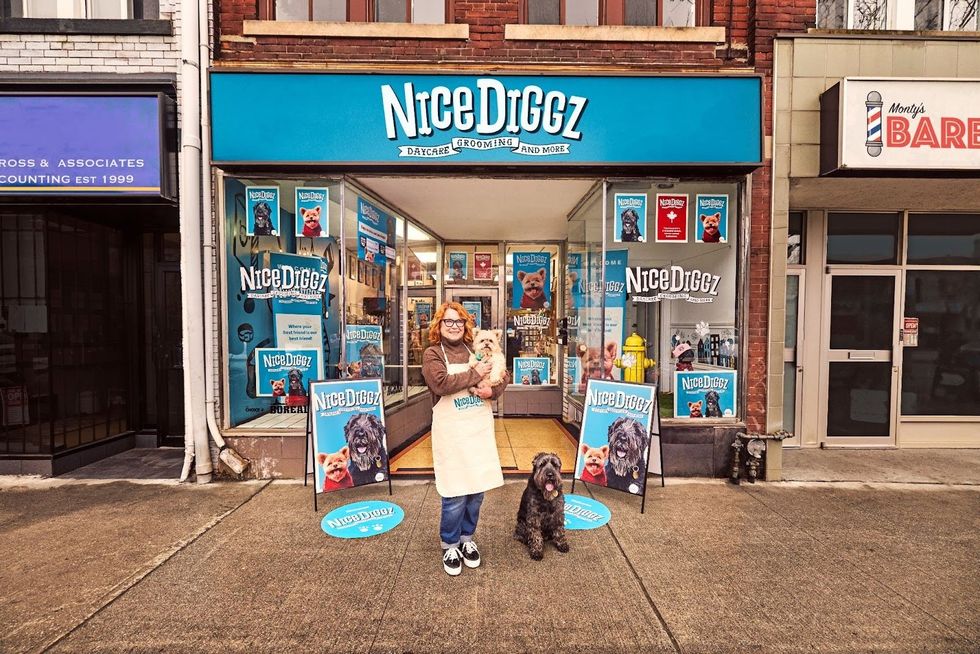 Alicia Honora in front of Nice Diggz in Etobicoke, ON.