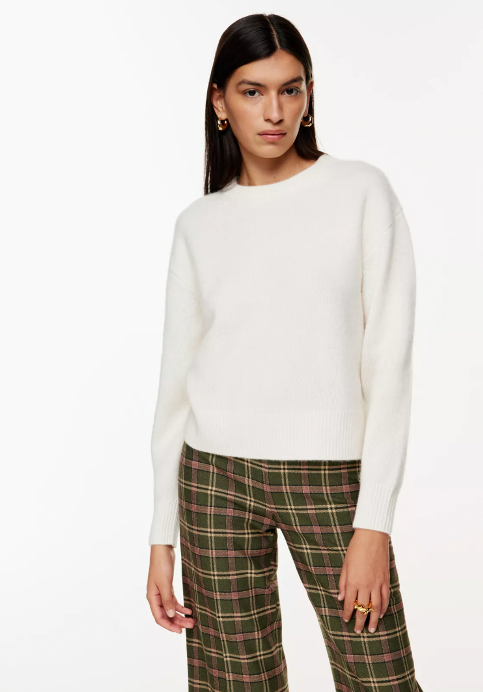 An Aritzia model wearing the Luxe Cashmere Maria Sweater.