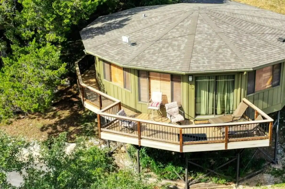 An overview of the Treehouse on Lake Travis.