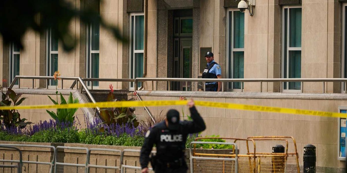U.S. consulate in Toronto shot at for the 2nd time this year, suspect vehicle flees U.S. consulate in Toronto shot at for the 2nd time this year, suspect vehicle flees