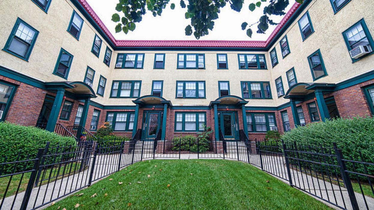 Apartments in Ontario.