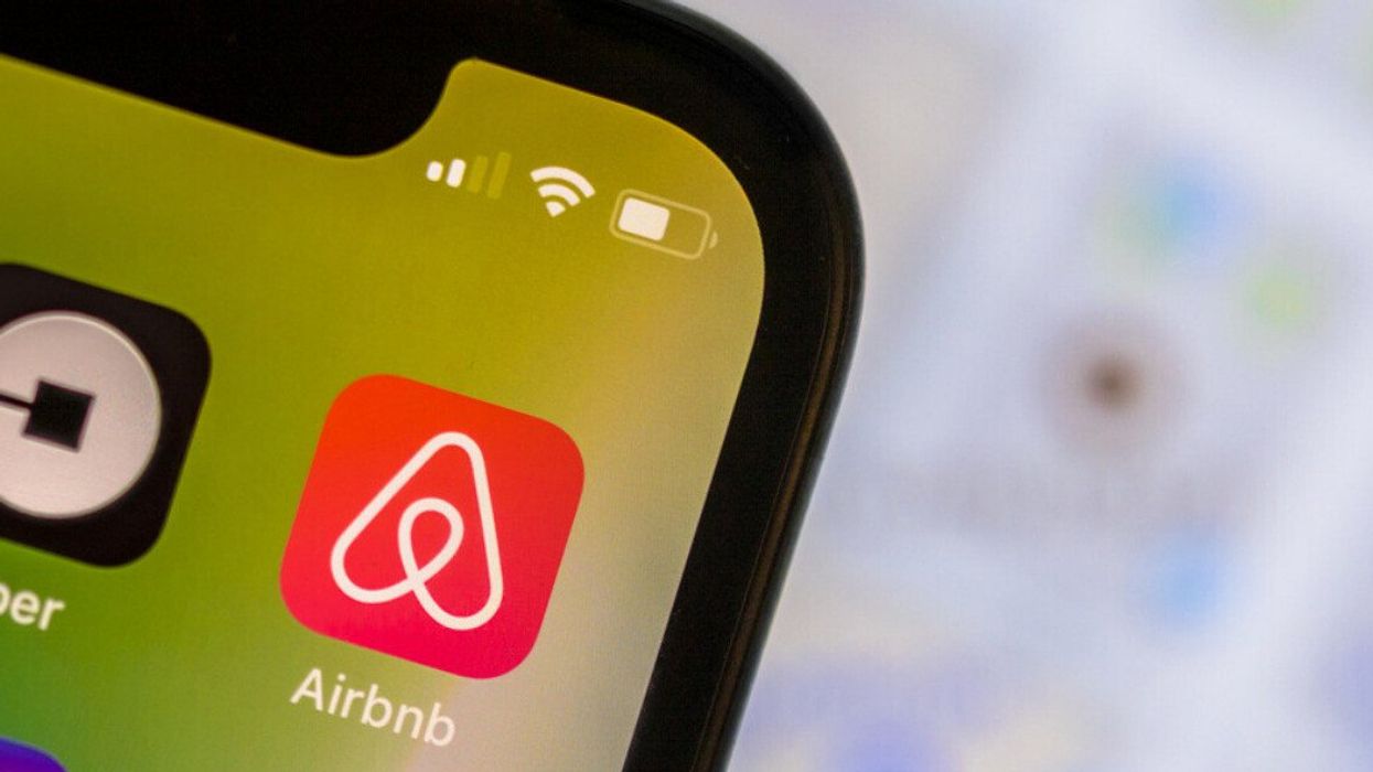 Application Airbnb sur un téléphone intelligent.