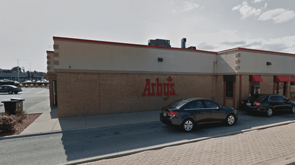 Arby's Employees Took A Knee When Windsor Police Officer Placed His Order