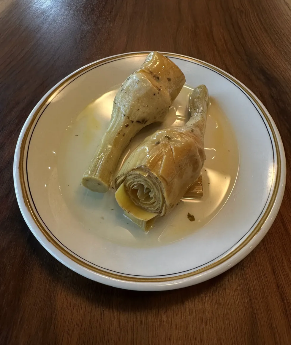 Artichoke on a Stem from Ventuno.