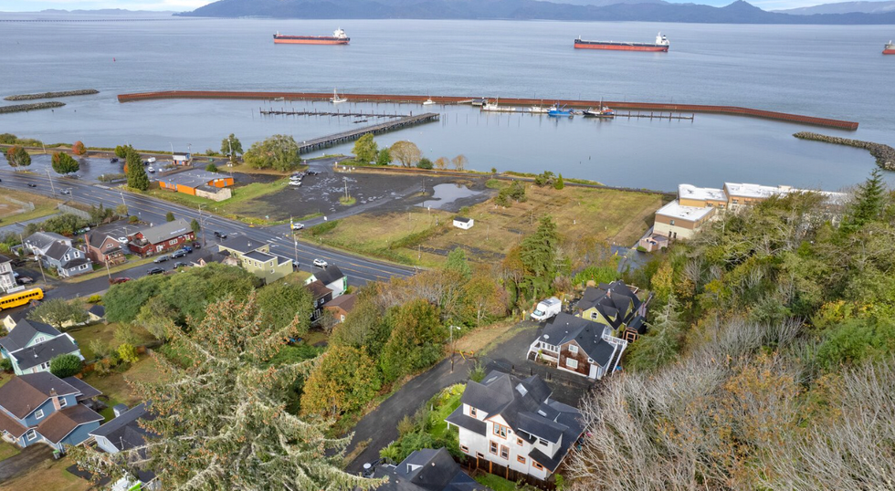 Astoria Area Residential.