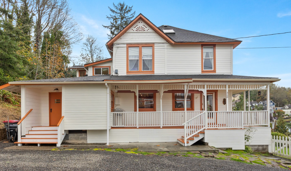 Astoria Area Residential.