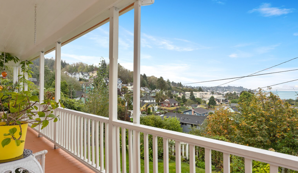 Astoria Area Residential.