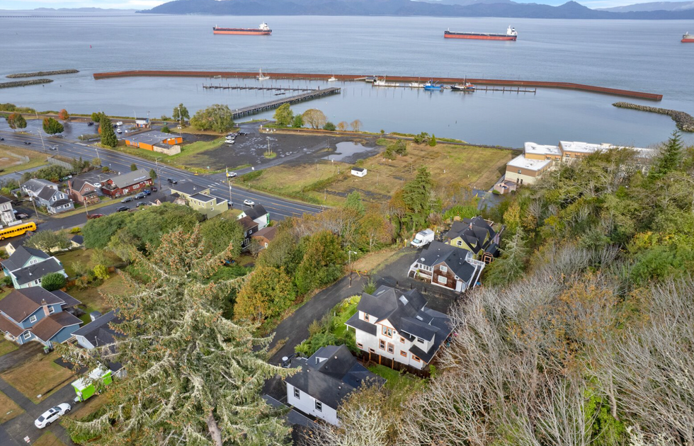 Astoria Area Residential.