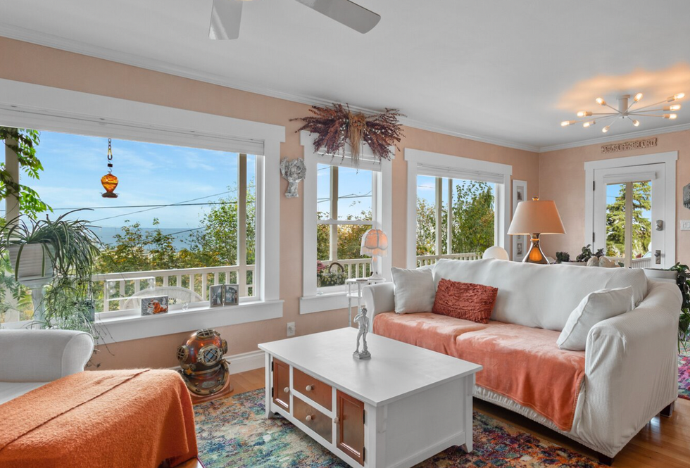 Astoria Area Residential.