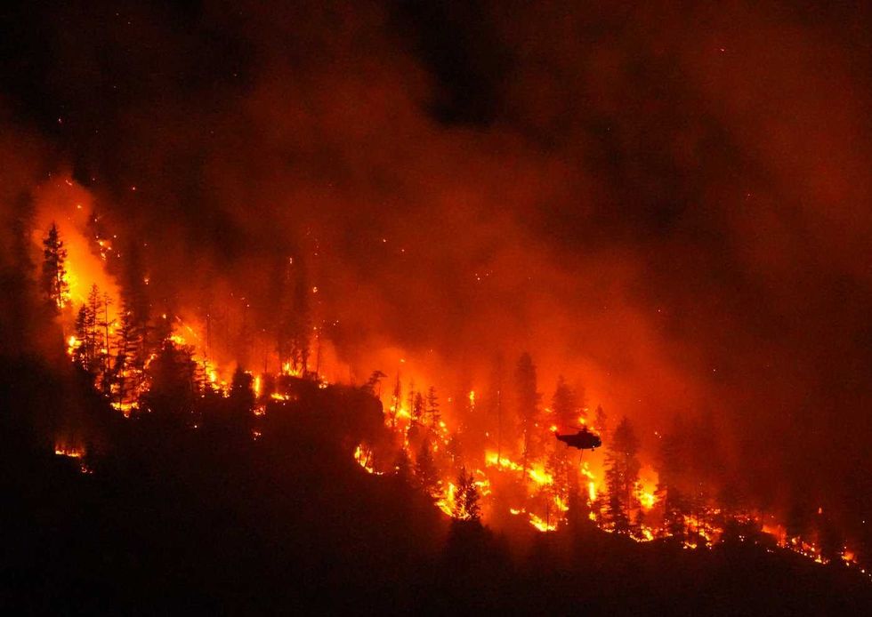 B.C. lakefront in ruins, as fire razes 230 homes
