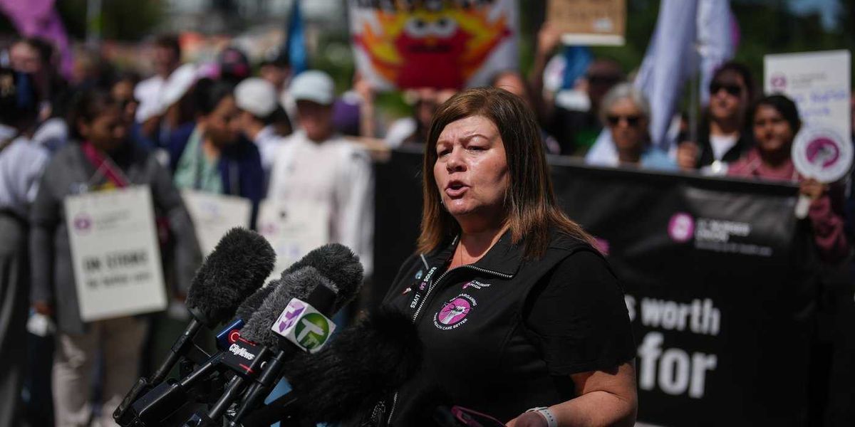 B.C.’s unionized nurses to end job action provincewide to review recommendations B.C.’s unionized nurses to end job action provincewide to review recommendations