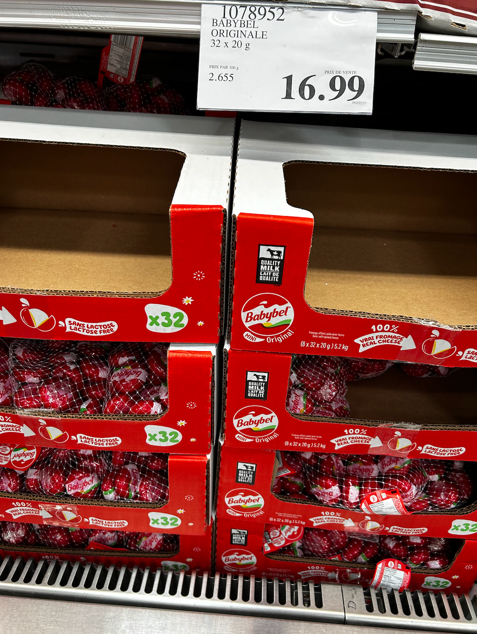 Babybel original de la section des fromages au Costco.