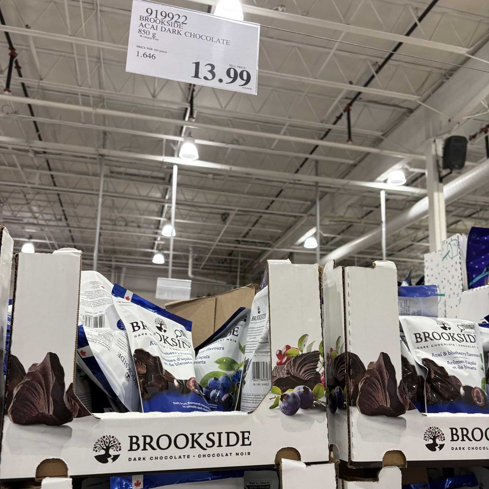 bags of Brookside chocolate-covered acai and blueberries at costco