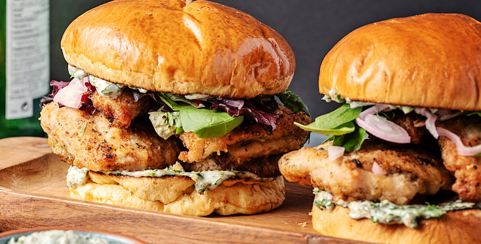 Barbecue chicken burgers