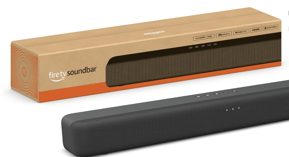 Barre de son Amazon Fire TV de 61 cm avec deux haut-parleurs et connexion Bluetooth sur le site d'Amazon Canada.