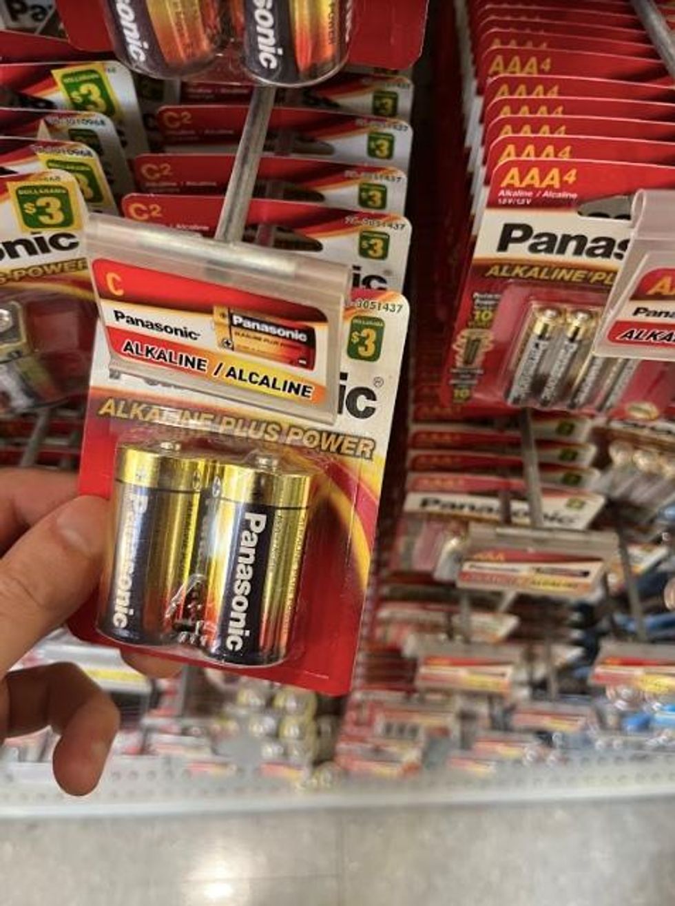 10 Things I Would Never Buy At Dollarama & Just Hear Me Out Narcity