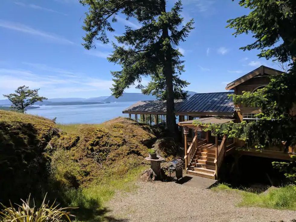 bc island airbnb