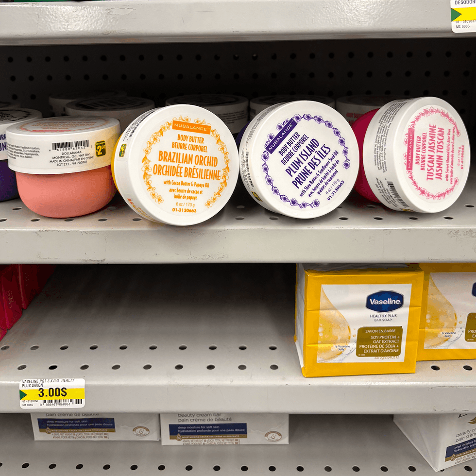 Beurres corporel parfum\u00e9s sur les tablettes du Dollarama.