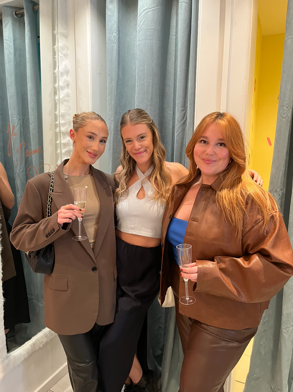 Bianka Synnette, Catherine Paquin et \u00c9milie H\u00e9bert.