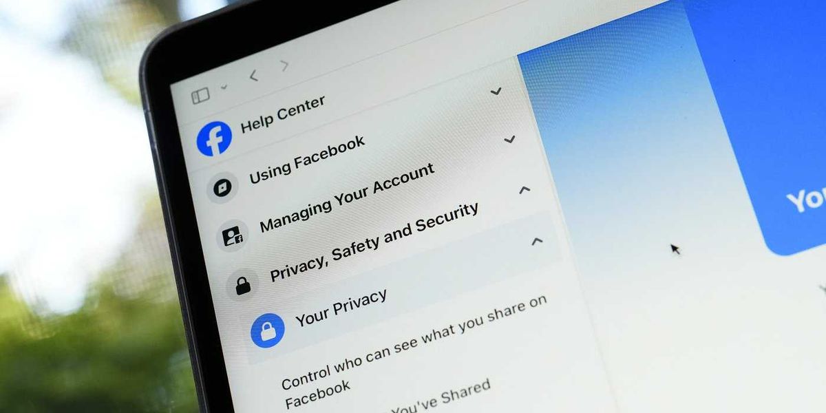 Bill to help police, spies raises privacy fears Bill to help police, spies raises privacy fears