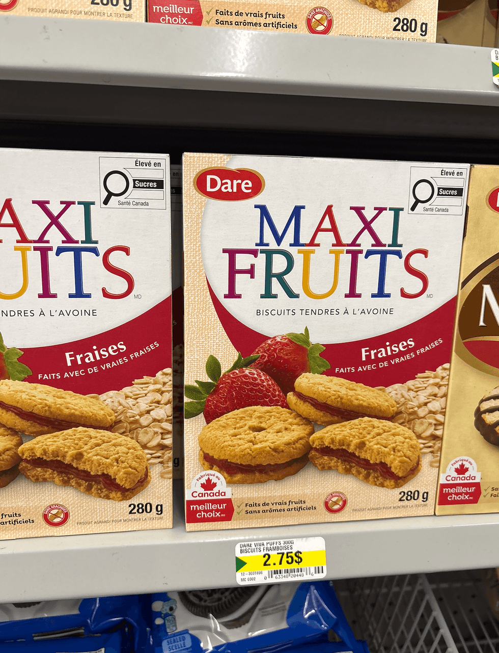 Biscuits Maxi Fruits de Dare sur les tablettes du Dollarama.