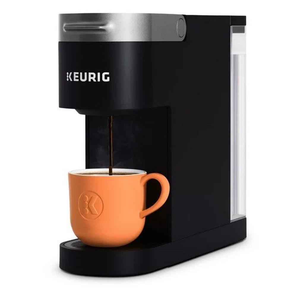 black keurig k-slim single serve coffee maker