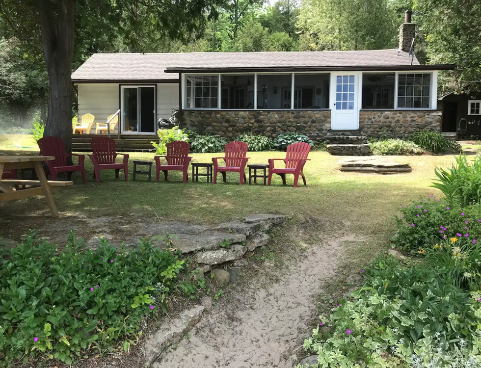 "Blue Vue" Georgian Bay Waterfront Cottage.