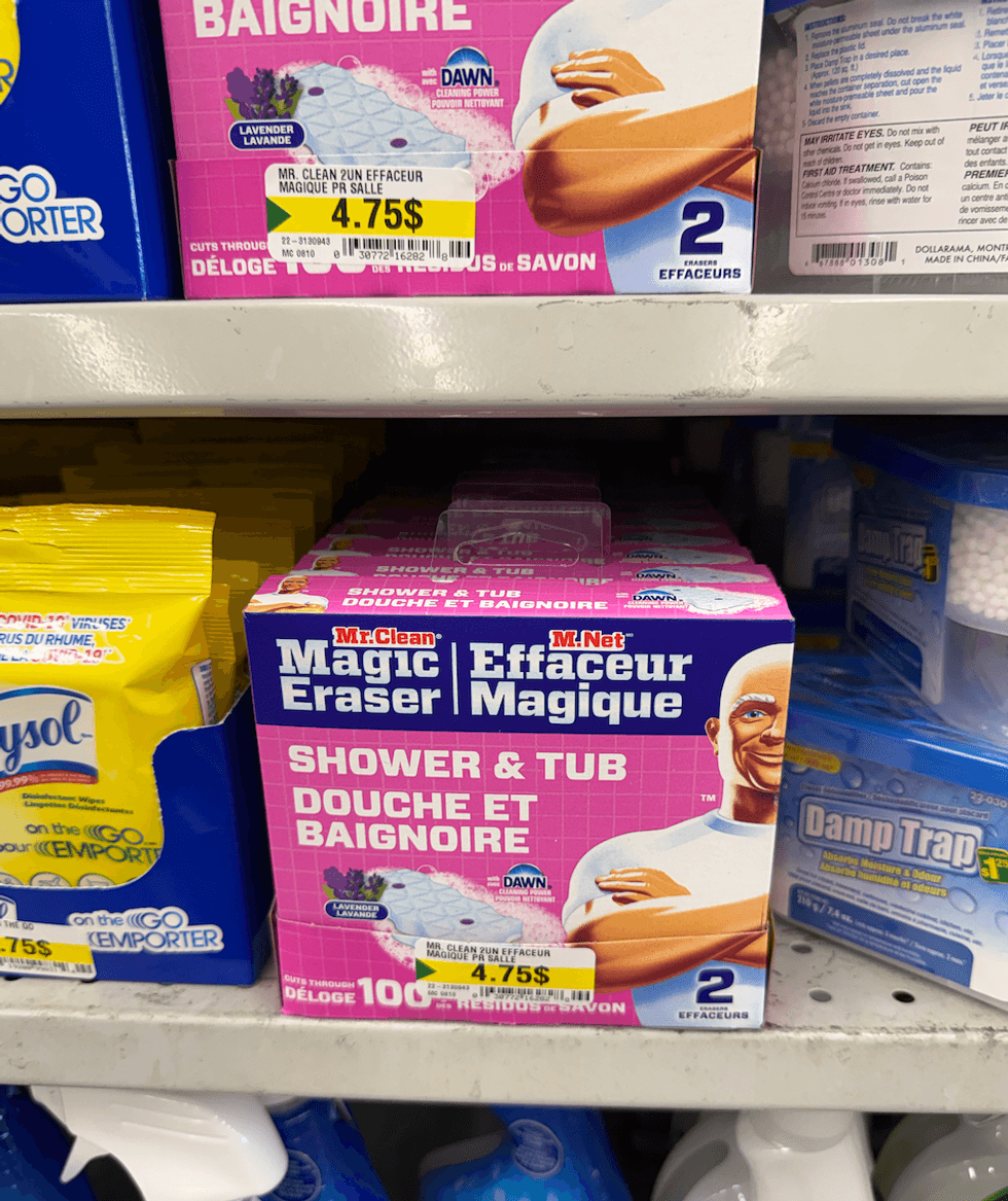Bo\u00eete d'effaceurs magiques M. Net pour douche et baignoire vendue chez Dollarama.