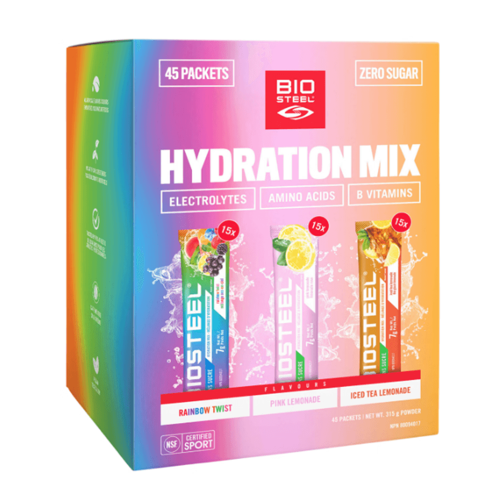 Bo\u00eete de 45 sachets de m\u00e9lange d\u2019hydratation BioSteel \u00e0 trois saveurs.