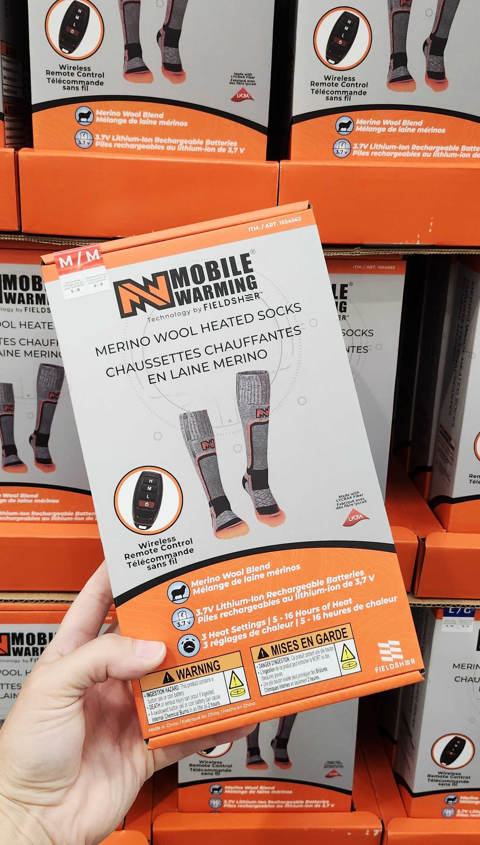 Bo\u00eete de chaussettes chauffantes en laine m\u00e9rinos.