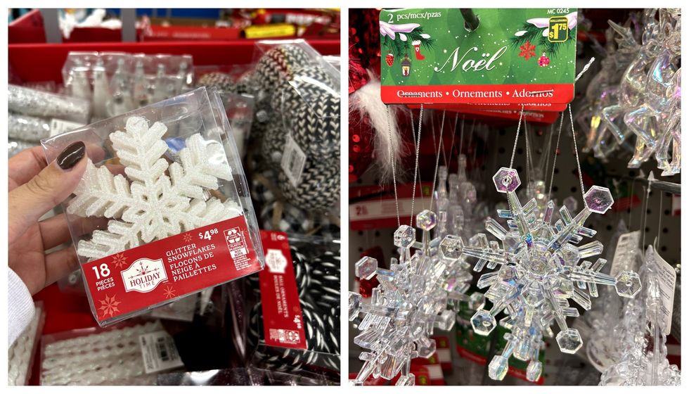 Boite d'ornements blancs scintillants en forme de flocons. Droite : Duo d'ornements en forme de flocons iridescents.