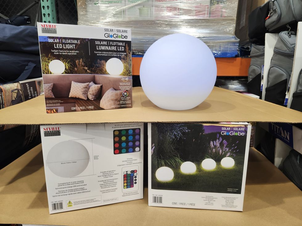 Boite de lampe solaire pour l'ext\u00e9rieur de la marque Glo Globe.