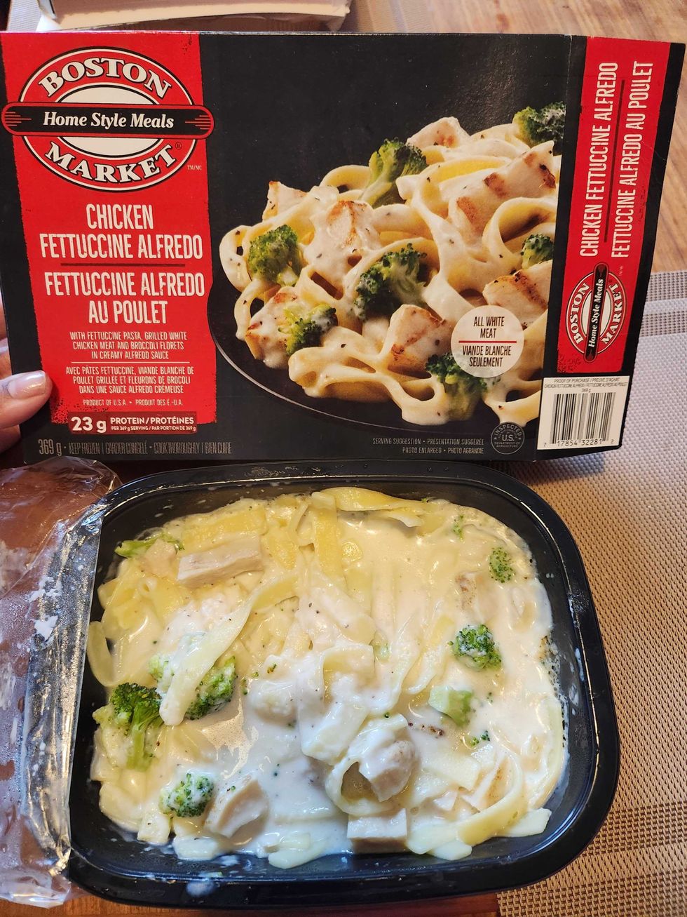 Boston Market Chicken Fettuccine Alfredo, $5.86 for 369g.