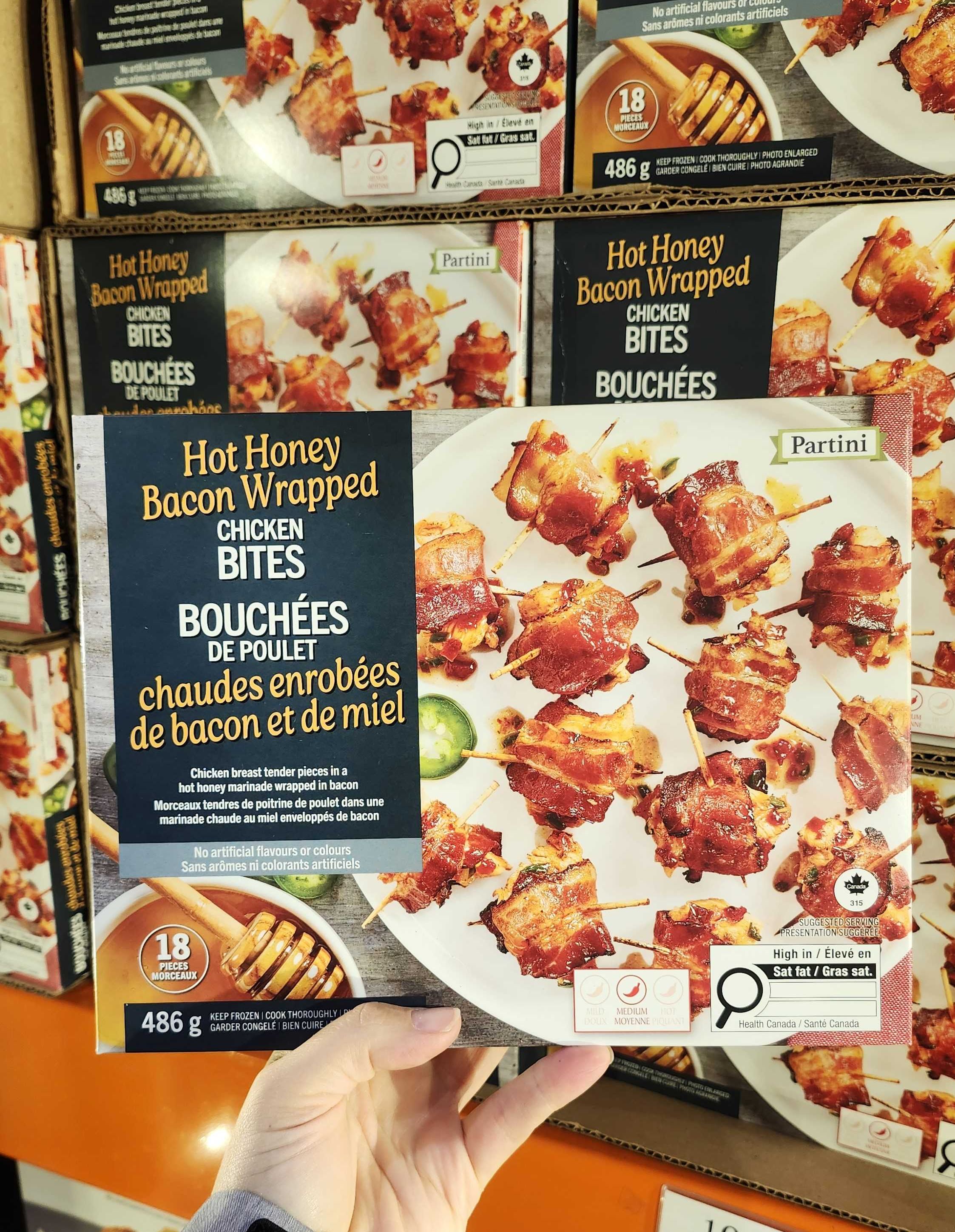 Bouch\u00e9es de poulet au bacon et au miel.