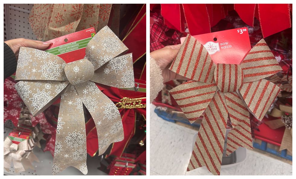 Boucle d\u00e9corative beige avec des flocons argent\u00e9s et blancs. Droite : Boucle d\u00e9corative beige avec des lignes scintillantes rouges.