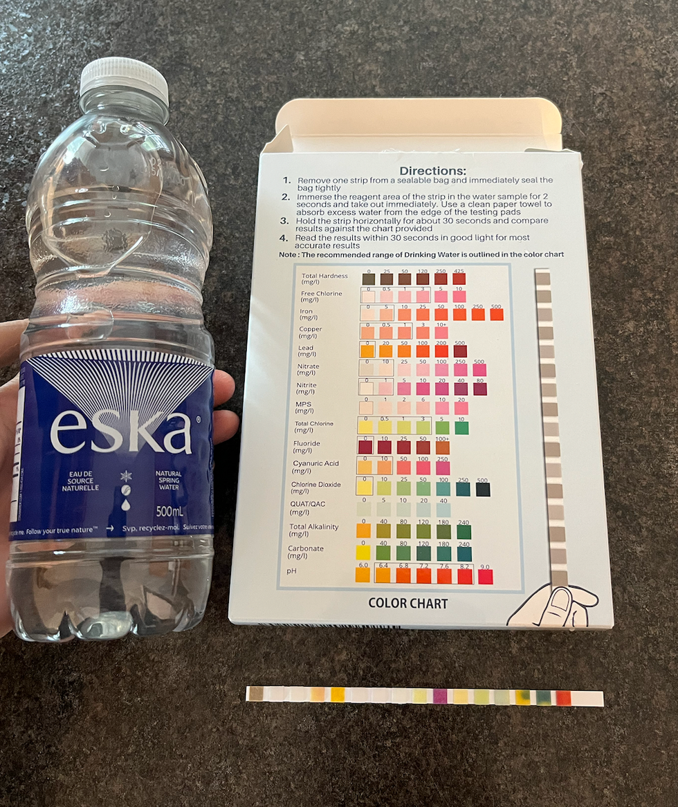 Bouteille d'eau Eska.