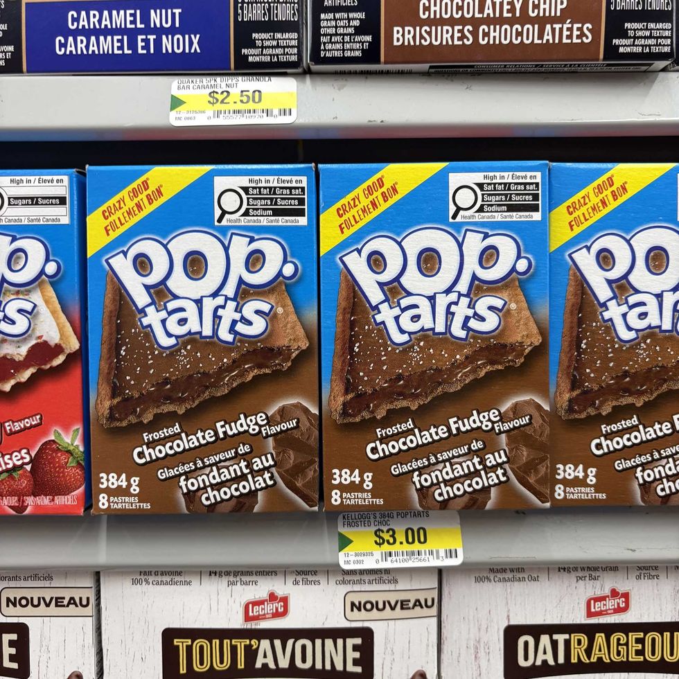 boxes of \u200b\u200bPop-Tarts at Dollarama