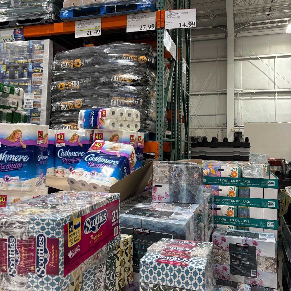boxes of \u200bScotties facial tissues at costco