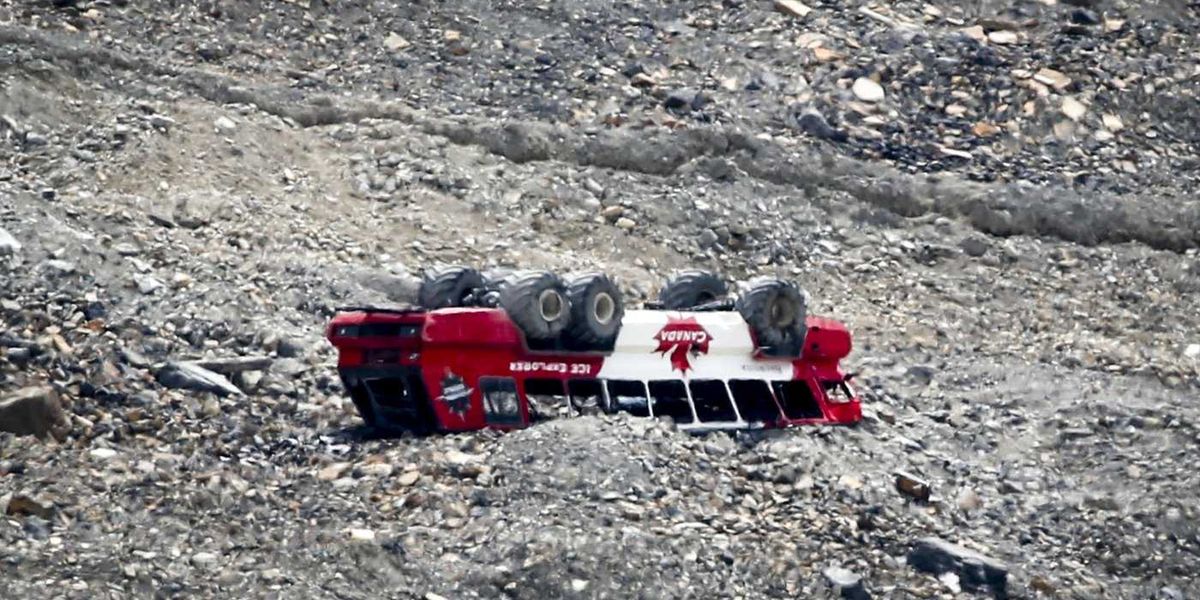 'Catastrophic' brake failure led to icefield rollover in Alberta that killed 3 people