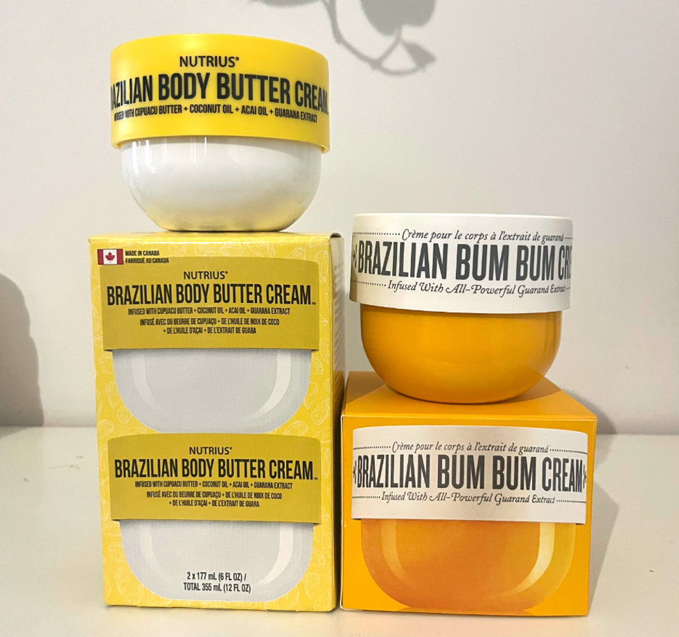 Brazilian Body Butter Cream de Nutrius \u00e0 gauche, et Brazilian Bum Bum Cream de Sol de Janeiro \u00e0 droite.
