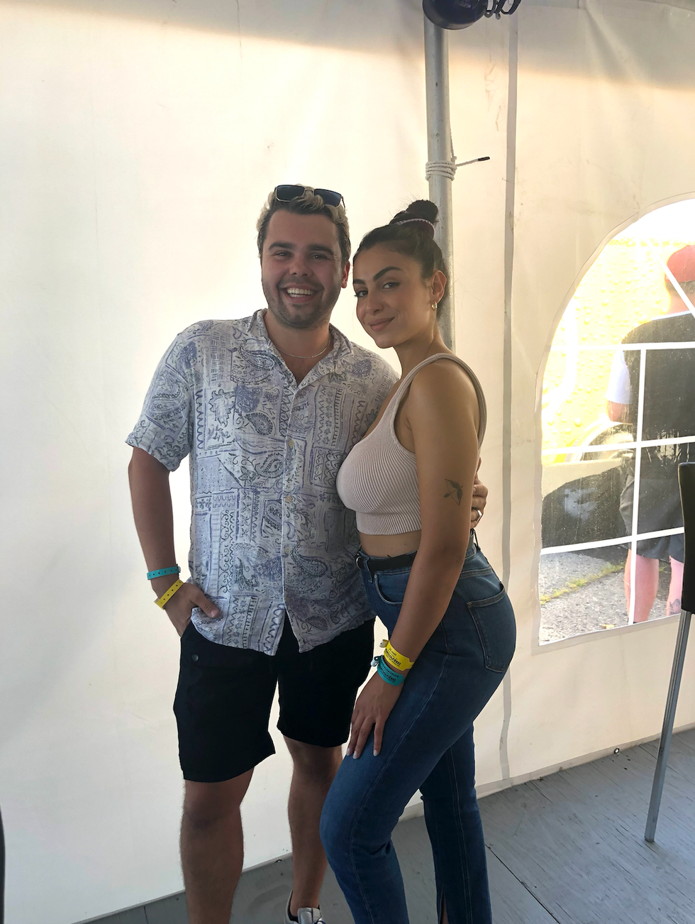 Brendan Mikan et Rym Nebbak.