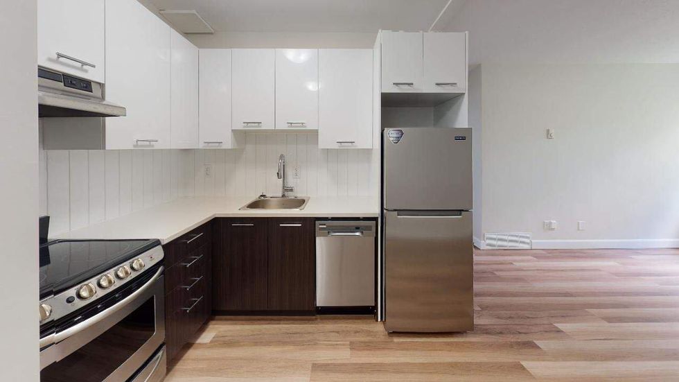 Britannia Park apartment for rent in Ottawa.