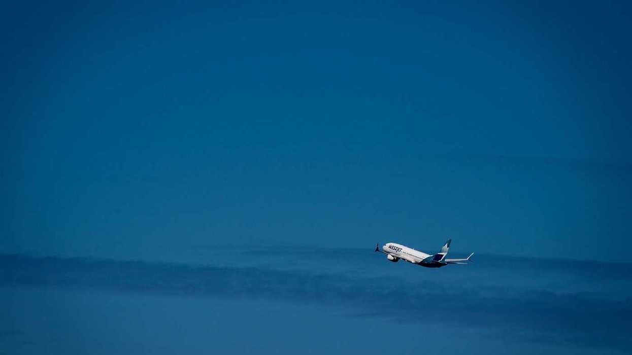 Broken rotor blade caused WestJet engine fire: TSB