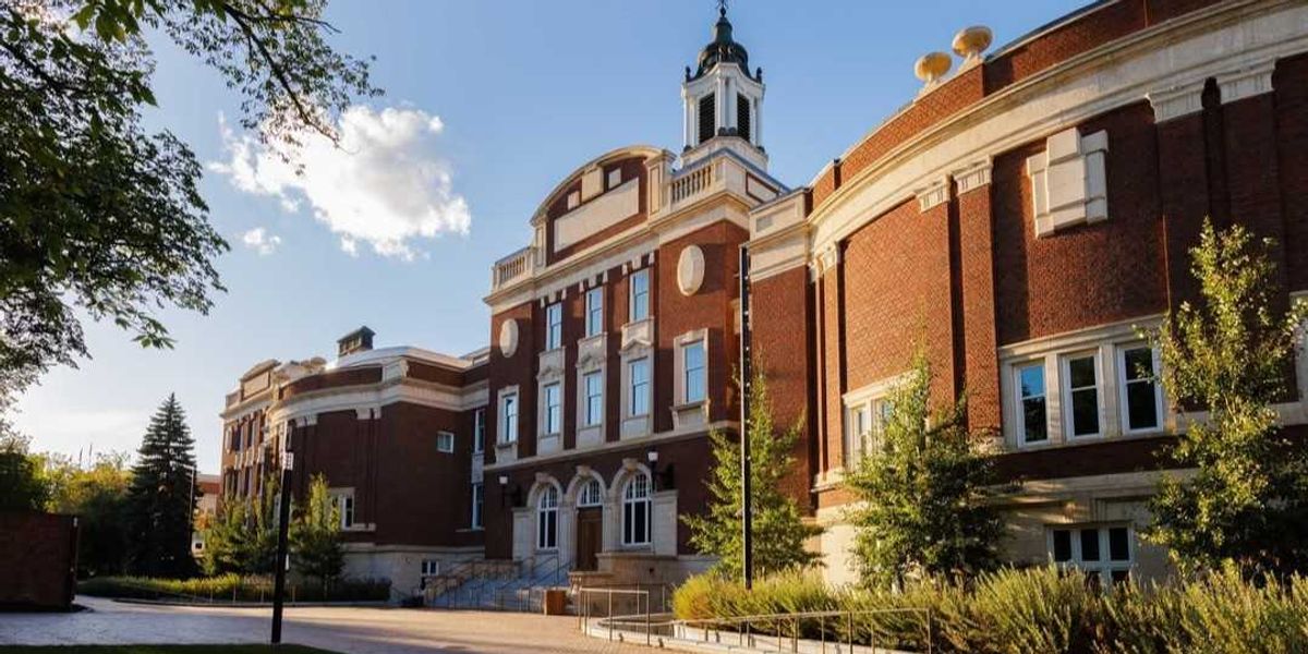 University of Alberta has free courses you can take online that have interesting subjects University of Alberta has free courses you can take online that have interesting subjects