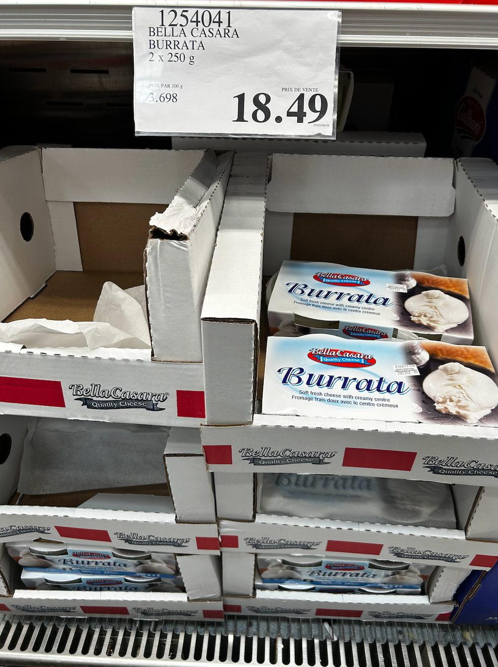 Burrata Bella Casara de la section des fromages au Costco.