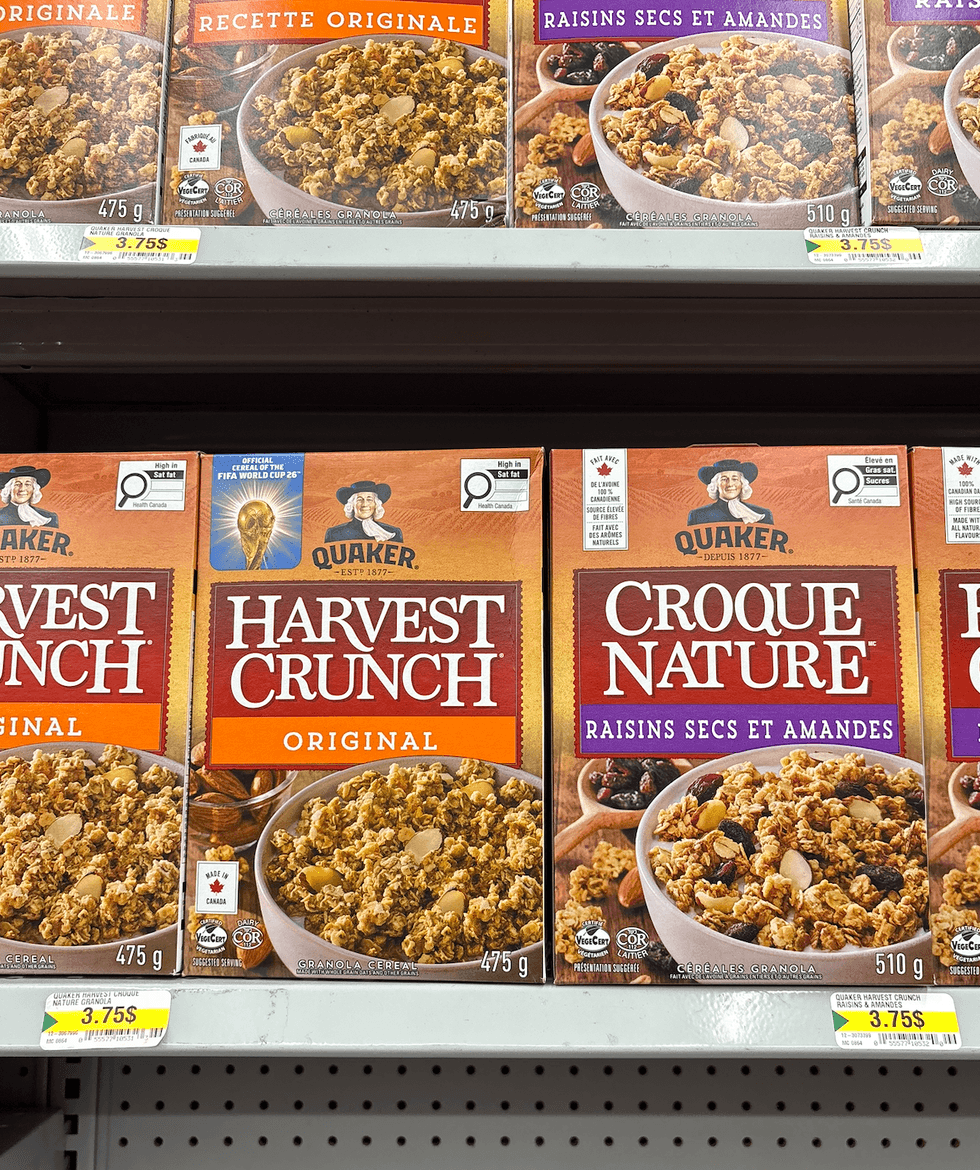 C\u00e9r\u00e9ales granola de Quaker sur les tablettes du Dollarama.