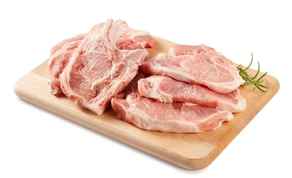 C\u00f4telettes de porc sur le site du Walmart.