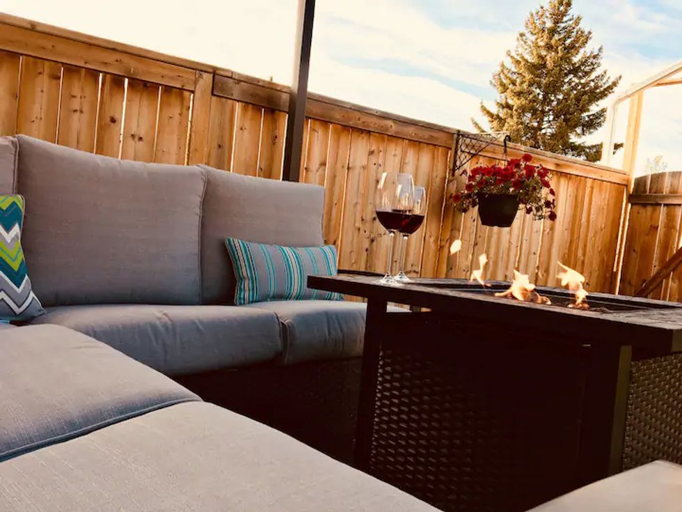 calgary airbnb